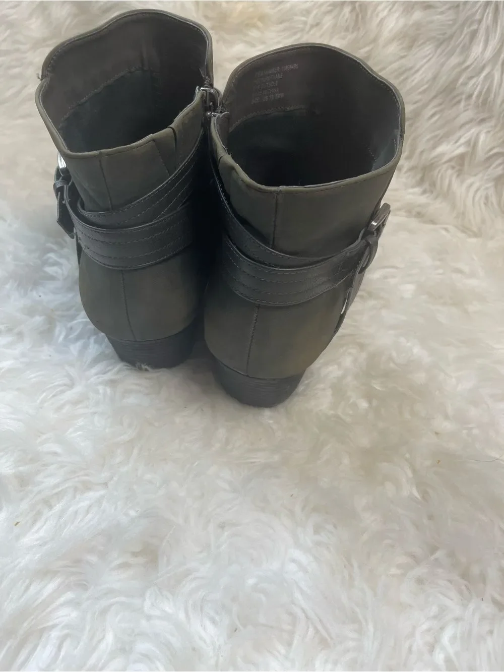 Torrid synthetic Gray Ankle Boots Double straps Buckle Detail sidezipperSZ10.5WW